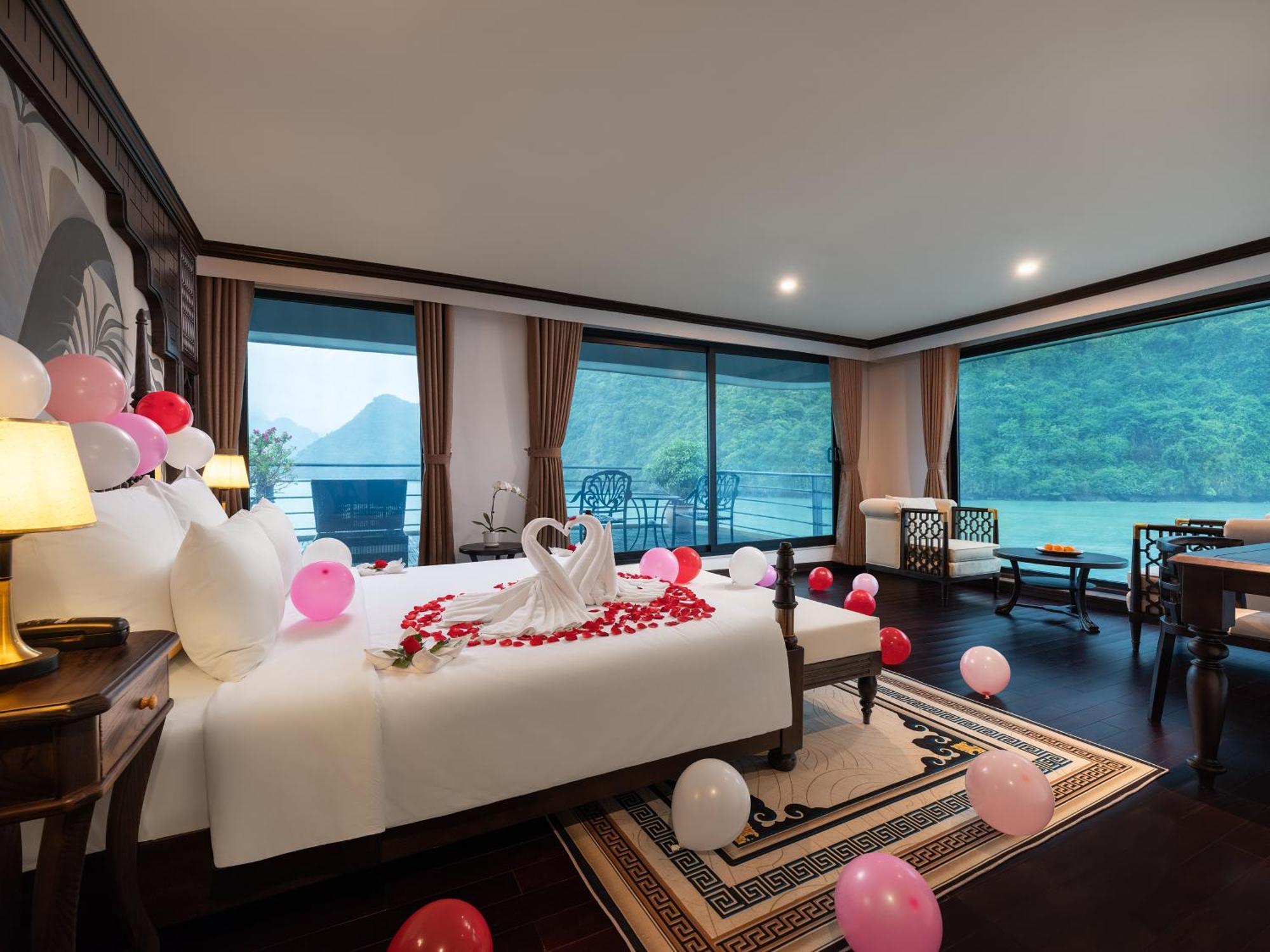 Отель Era Premium Cruises Halong Халонг Экстерьер фото