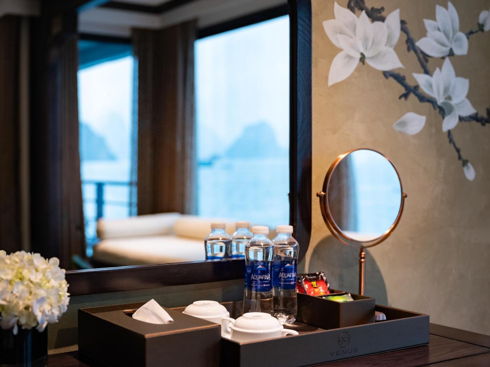 Отель Era Premium Cruises Halong Халонг Экстерьер фото