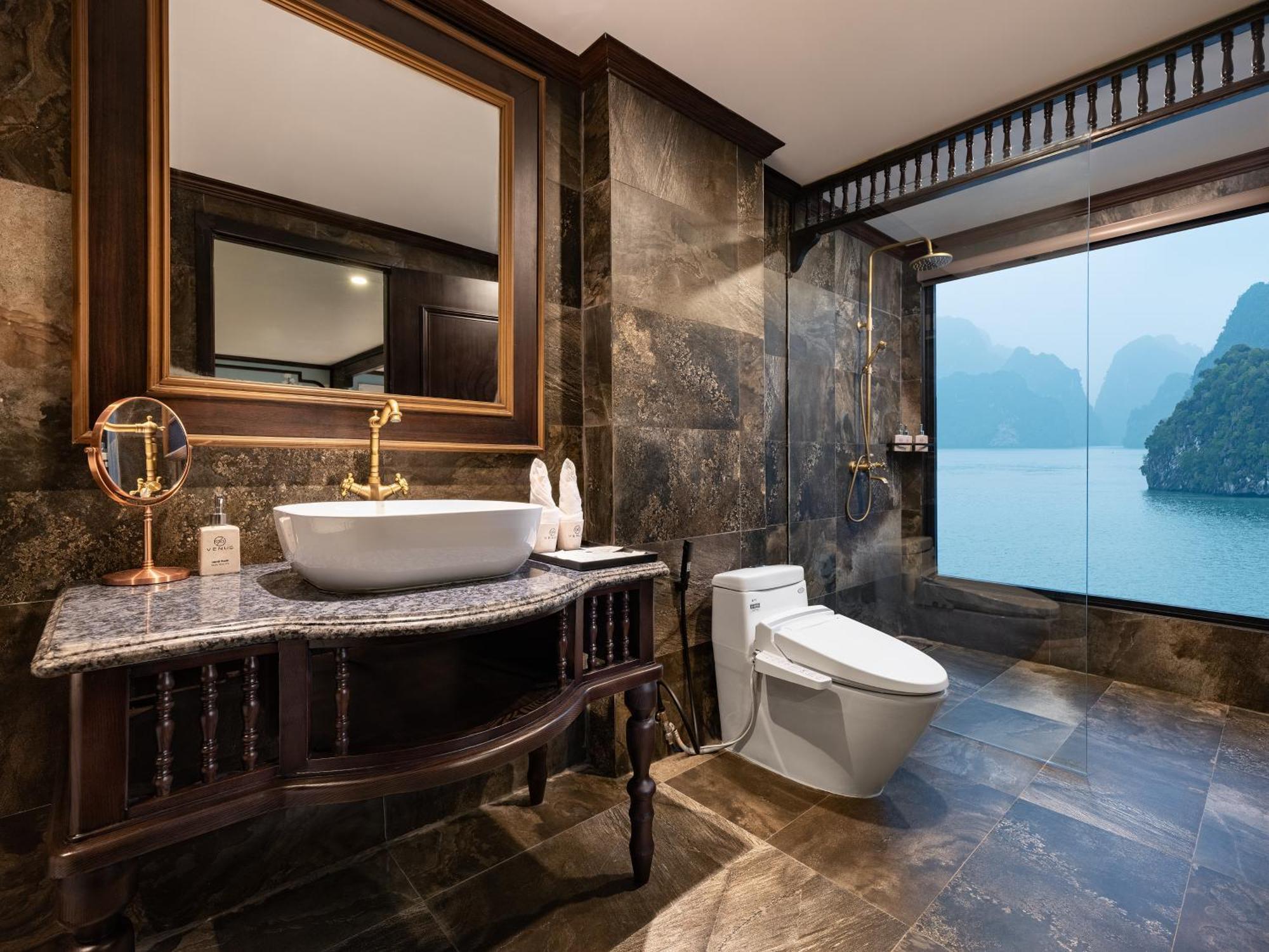 Отель Era Premium Cruises Halong Халонг Экстерьер фото